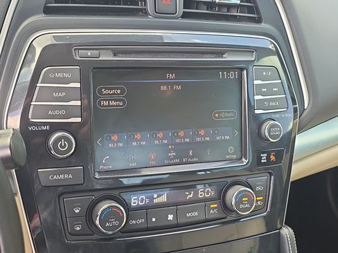 Used 2020 Nissan Maxima 3.5 SV w/ Floor Mat Group FWD image 22