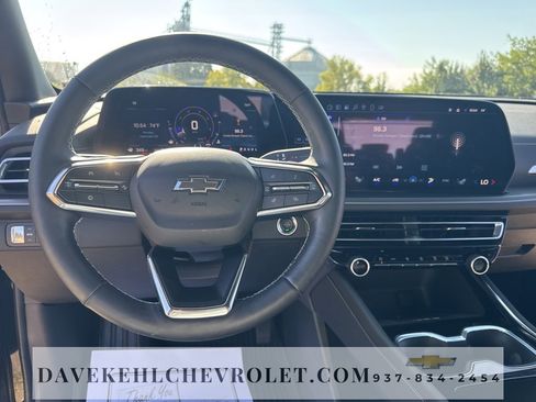 Certified 2025 Chevrolet Traverse LT w/ Midnight/Sport Edition image 11