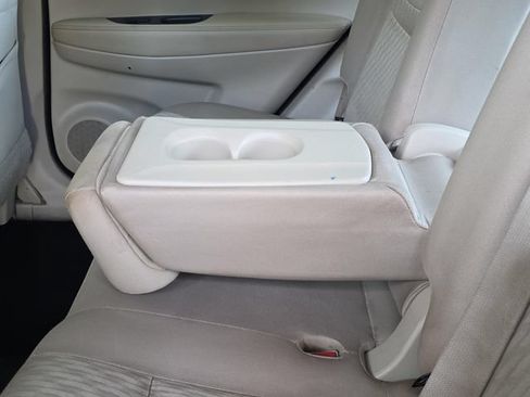 Used 2017 Nissan Rogue S FWD image 10