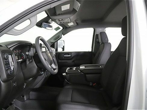 New 2025 Chevrolet Silverado 2500 Custom w/ Custom Value Package image 15