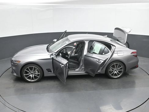 Used 2025 Genesis G70 2.5T AWD/4WD image 52