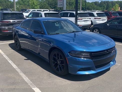 Used 2021 Dodge Charger SXT w/ Blacktop Package RWD image 16