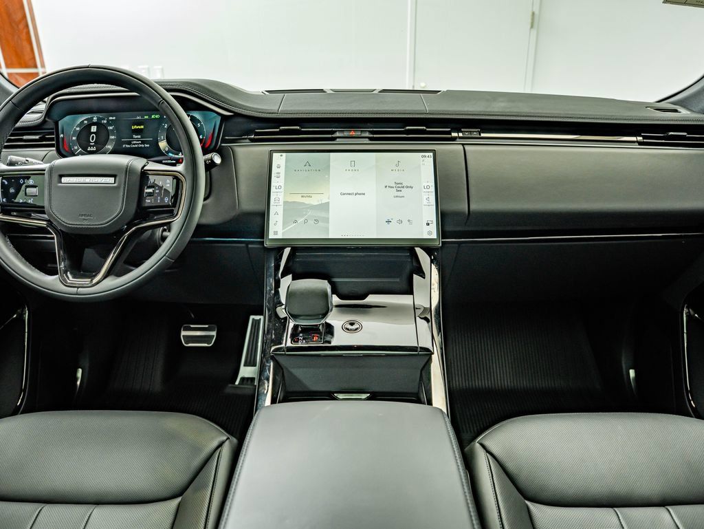 New 2026 Land Rover Range Rover Sport Dynamic SE AWD/4WD image 29