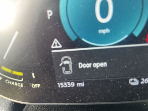 Used 2024 MINI Cooper SE FWD image 5