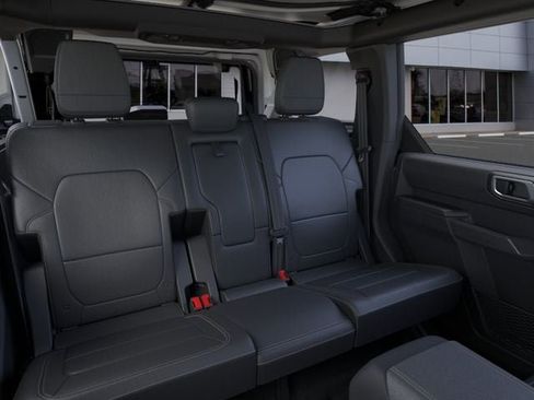 New 2026 Ford Bronco Badlands AWD/4WD image 11
