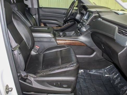 Used 2016 Chevrolet Tahoe LT image 17