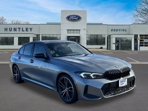 Used 2023 BMW 330i xDrive Sedan w/ M Sport Package image 4