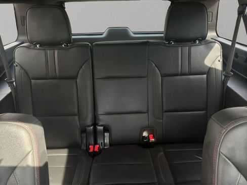 Used 2022 Chevrolet Suburban RST w/ Luxury Package image 46