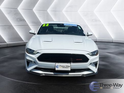 Used 2022 Ford Mustang GT Premium w/ Equipment Group 401A RWD image 8