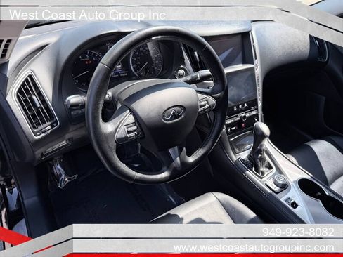 Used 2016 INFINITI Q50 3.0t Premium w/ Driver Assistance Package RWD image 9
