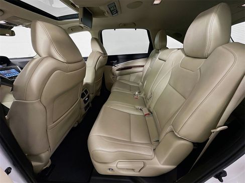 Used 2018 Acura MDX FWD w/ Tech & Entertainment image 4