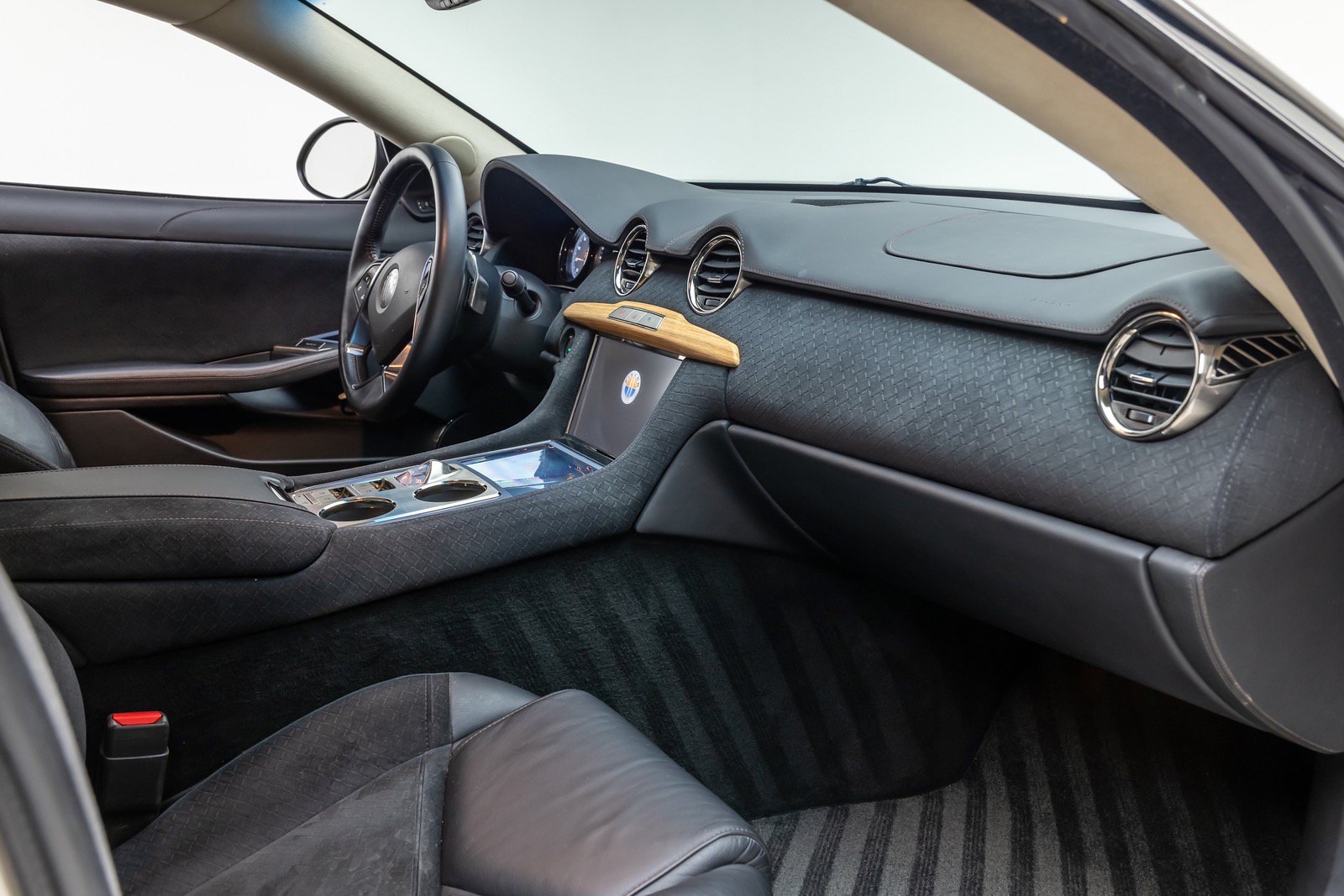 Used 2012 Fisker Karma EcoSport RWD image 24