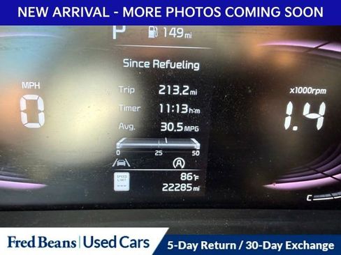Used 2023 Kia Soul LX w/ LX Technology Package FWD image 12