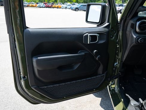 Used 2023 Jeep Wrangler Sport AWD/4WD image 16