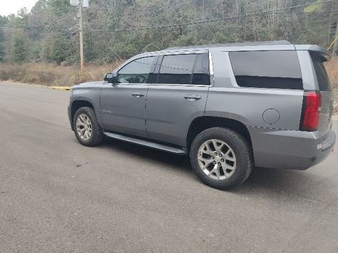 Used 2020 Chevrolet Tahoe LT w/ Luxury Package image 4