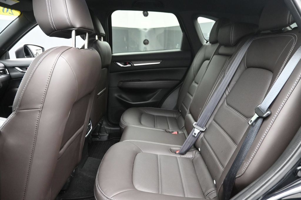 Used 2025 MAZDA CX-5 Signature AWD/4WD image 12