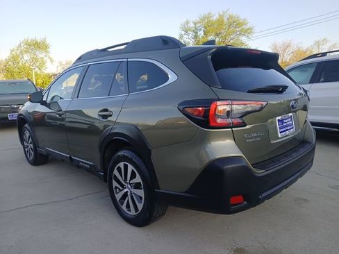 Certified 2024 Subaru Outback Premium AWD/4WD image 5