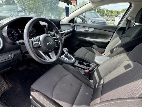 Used 2023 Kia Forte LXS FWD image 17