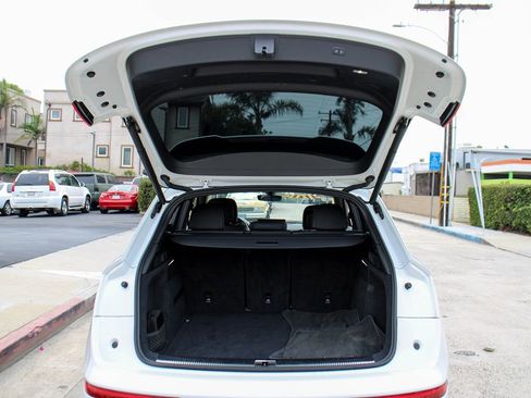 Used 2021 Audi SQ5 Premium Plus w/ Premium Plus Package image 26