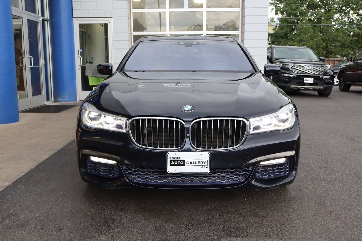 Used 2017 BMW 750i xDrive AWD/4WD image 7