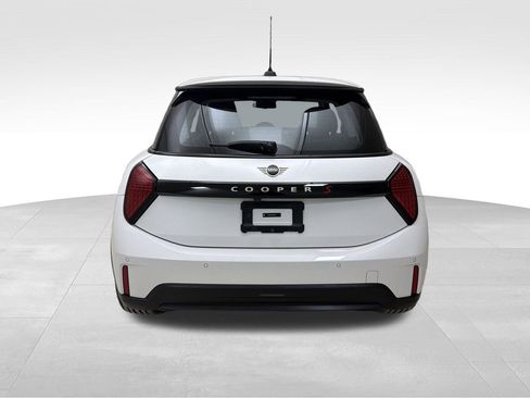 Certified 2025 MINI Cooper S image 8