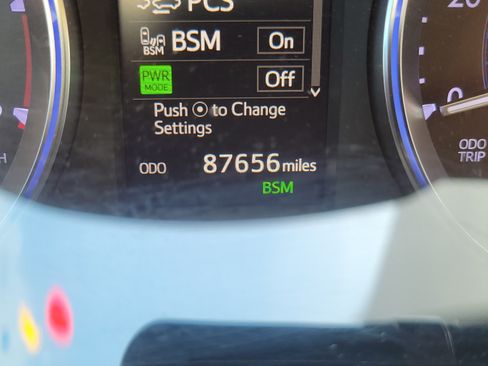 Used 2018 Toyota Highlander Limited FWD image 30