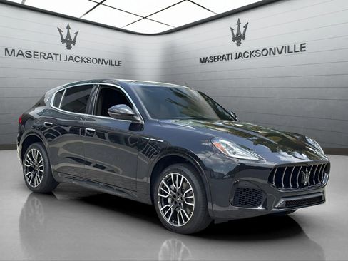 New 2025 Maserati Grecale GT image 10