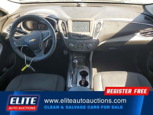 Used 2017 Chevrolet Malibu LT image 15