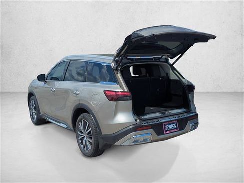 Used 2022 INFINITI QX60 Sensory w/ Cargo Package FWD image 10