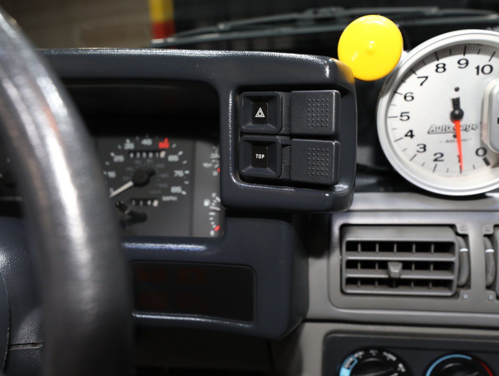 Used 1987 Ford Mustang GT RWD image 64