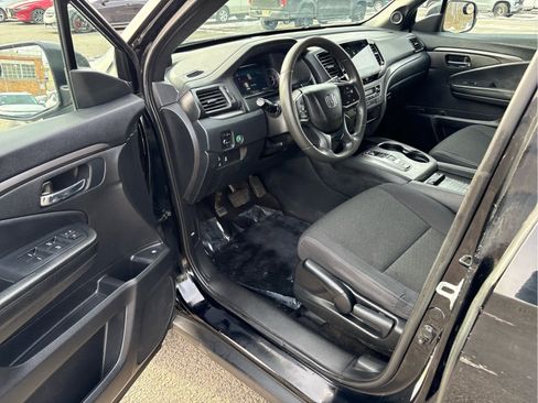 Used 2021 Honda Passport Sport image 14