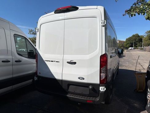 New 2026 Ford Transit 250 148 Medium Roof image 2