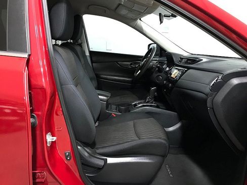 Used 2017 Nissan Rogue SV FWD image 13