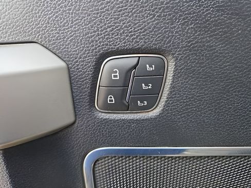 Used 2021 Ford F250 Lariat w/ Lariat Ultimate Package image 15