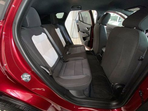 Used 2024 Chevrolet Trax RS w/ Driver Confidence Package FWD image 31