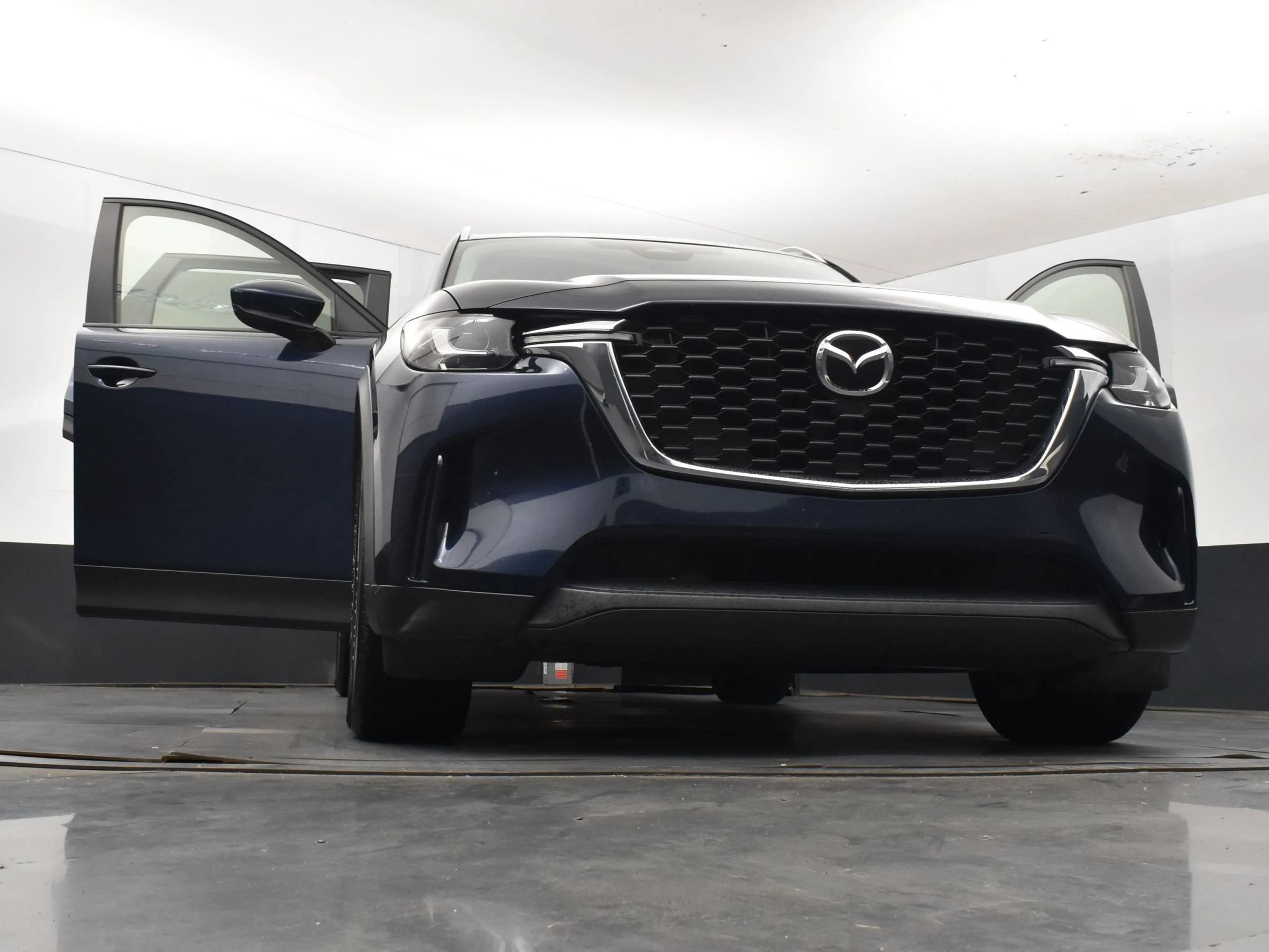Used 2025 MAZDA CX-90 3.3 Turbo w/ Select Package AWD/4WD image 11