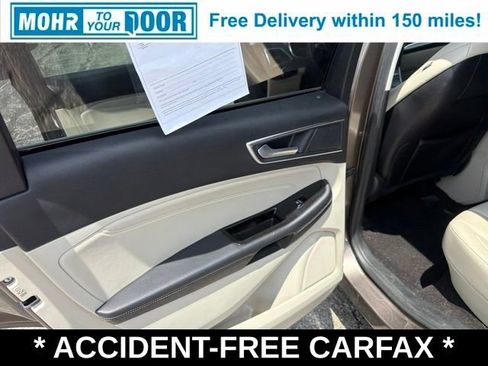 Used 2019 Ford Edge Titanium FWD image 34