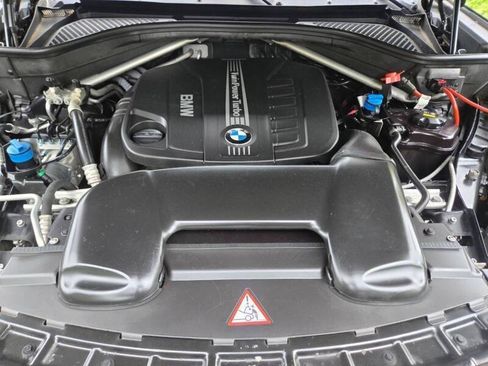 Used 2014 BMW X5 xDrive35d AWD/4WD image 19
