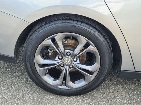 Used 2023 Honda Accord EX image 34