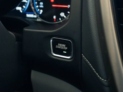 Used 2023 GMC Acadia Denali FWD image 37