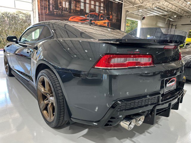 Used 2015 Chevrolet Camaro SS w/ RS Package RWD image 32
