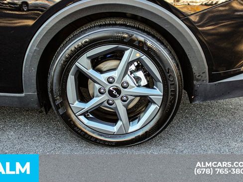 Used 2025 Kia K4 LXS image 15