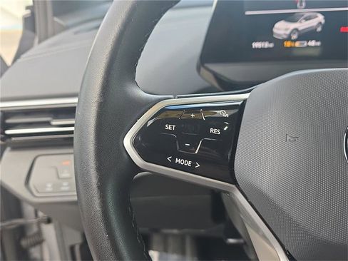 Certified 2023 Volkswagen ID.4 Pro image 24
