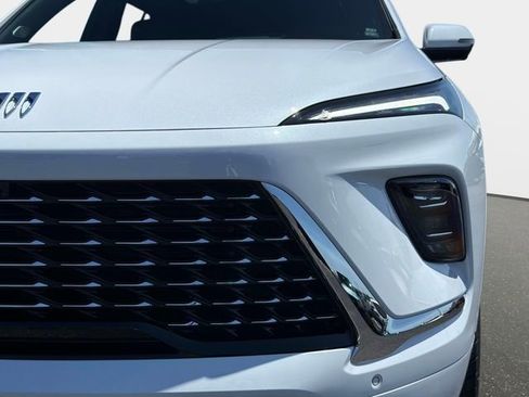 New 2026 Buick Enclave Avenir w/ Super Cruise Package image 9