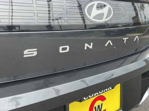 New 2025 Hyundai Sonata Limited image 28