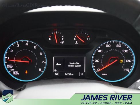 Used 2018 Chevrolet Equinox LT image 29