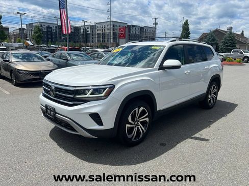 Used 2023 Volkswagen Atlas SEL AWD/4WD image 3