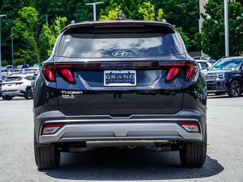 Certified 2025 Hyundai Tucson SEL FWD image 10