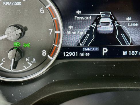 Used 2023 Nissan Rogue SL w/ SL Premium Package FWD image 19