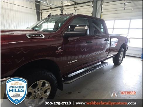 Used 2022 RAM 3500 Big Horn w/ Level C Equiment Group image 5